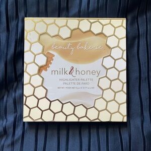 Beauty Bakerie Milk & Honey Highlighter Palette
